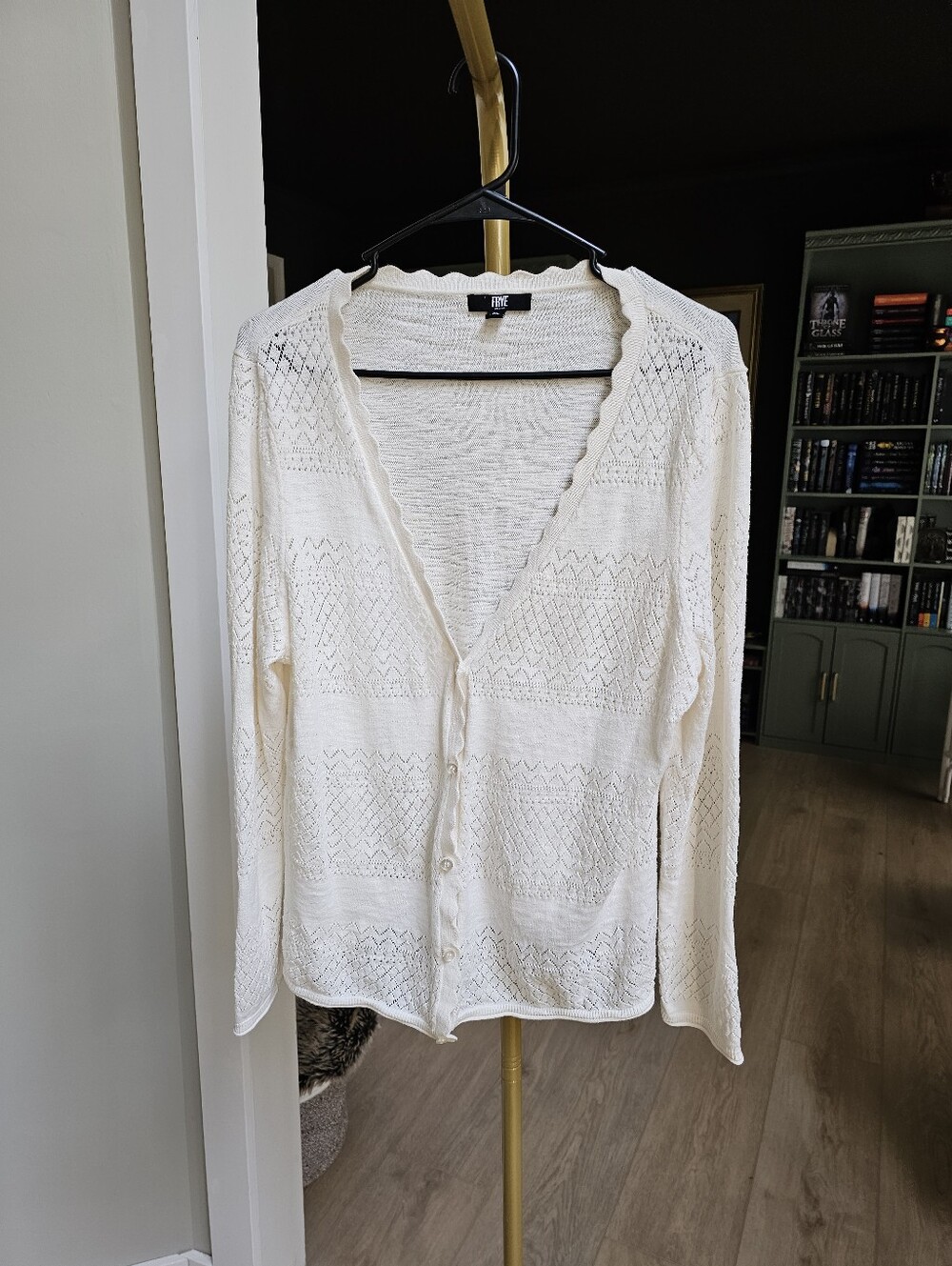 Frye Ivory Pointelle Cotton Cardigan Sweater Scalloped Hem Button Up XL - Picture 3 of 11